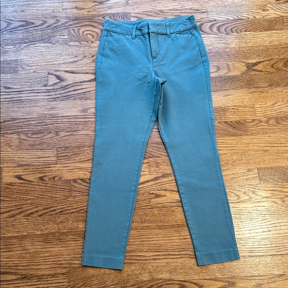 Old Navy High-Rise Pixie Skinny Pants